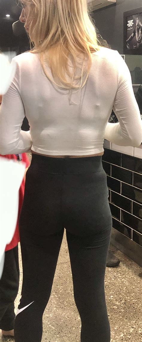 MILF With A Tight Body Spandex Leggings Yoga Pants Forum