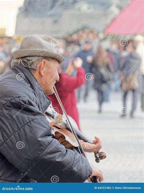 Old Man Playing The Violin Editorial Photography Image Of Performer