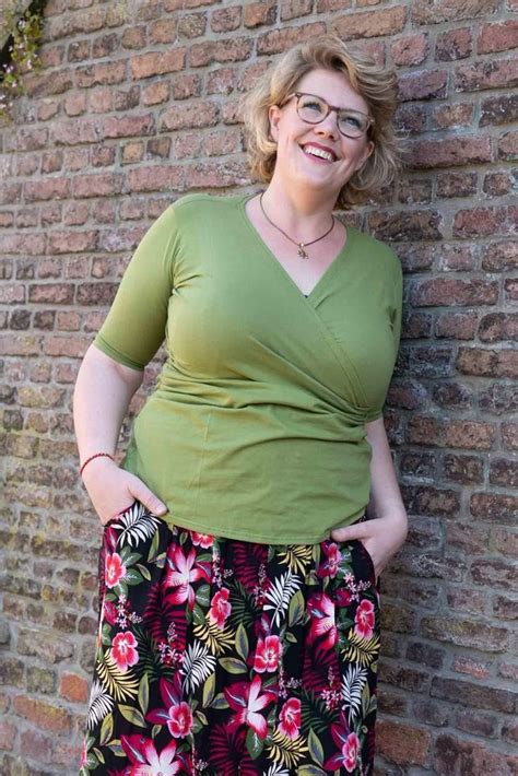 Beautiful Women Over Stunning Women Beautiful Women Pictures Jennifer Love Hewitt Bikini