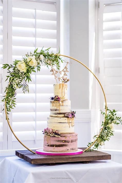 Coloured Semi Naked Cake Wedding Cake Display Stand Wedding Cake