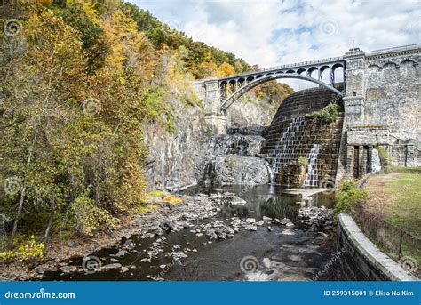 Croton Gorge Park During Autumn Stock Image Image Of Famous Bridge