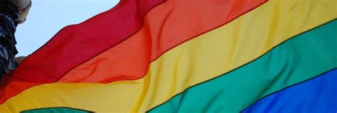 Enfrentan pena de muerte por organizar una boda gay en Arabia Saudí frente a La Meca Los