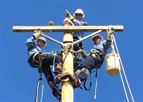 lineman  pole