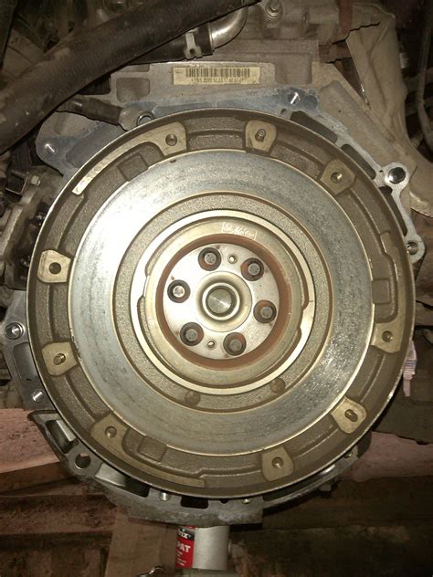 Замена сцепления — Volvo S40 (2G), 1,8 л, 2007 года | своими руками ...