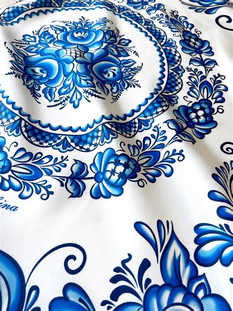 Платок “Гжель” 100% шёлк – купить за 4 500 ₽ | platkinina.ru