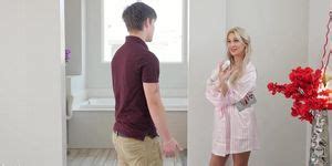 Puremature Big Cock Mover Gets Fucked By Mature Jordan Maxx Tnaflix