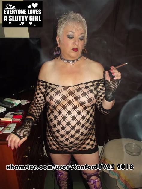 Mari Shows Herself 7 Nude Pics XHamster