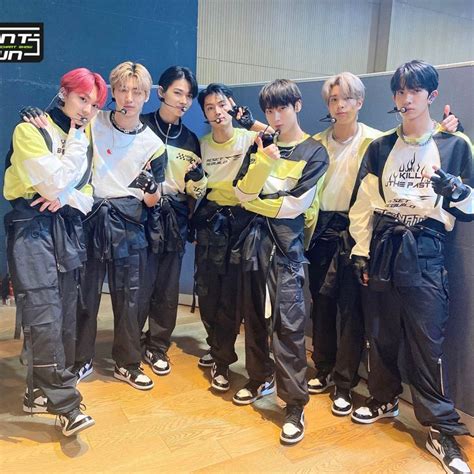 사랑 Enha