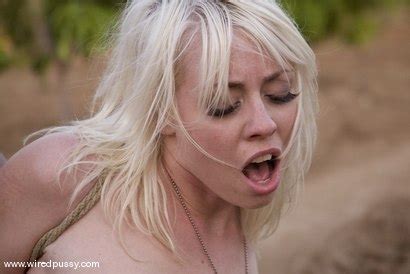 Mia Bangg On Kink Watch Mia Bangg Bdsm Porn