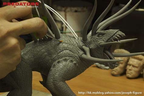 Hot Toys Tracker Predator Is Roaring Soon Page Rpf Costume And Prop Maker Community