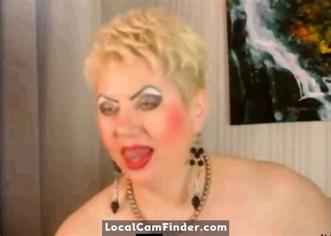 Posh And Her Hot Ass