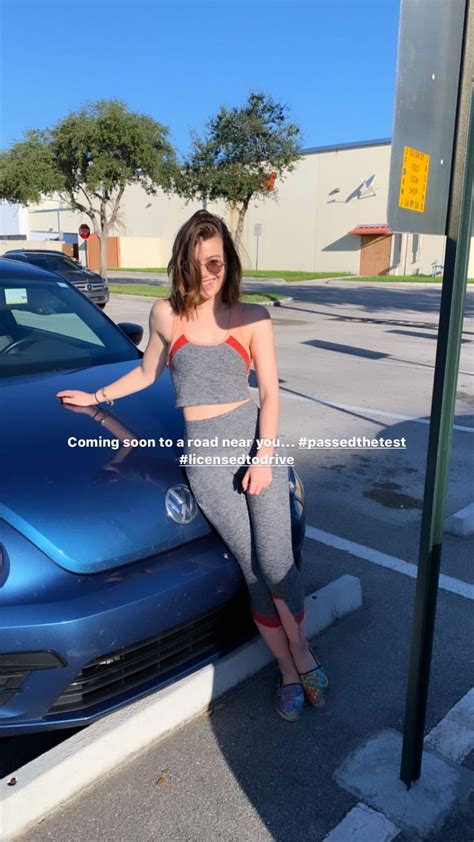 Fans are defending gayle against critics on social media today 9