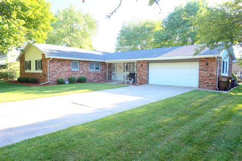265 Willow Rd Manteno Il 60950 Mls 09652442 Redfin