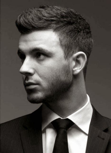 trend model rambut terbaru pria pendek