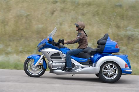 Honda Goldwing Trike Kits — Unb Customs Trike Custom Shop Atelier