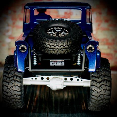 Public Profile and Information Regarding Frederick Quarantello 25