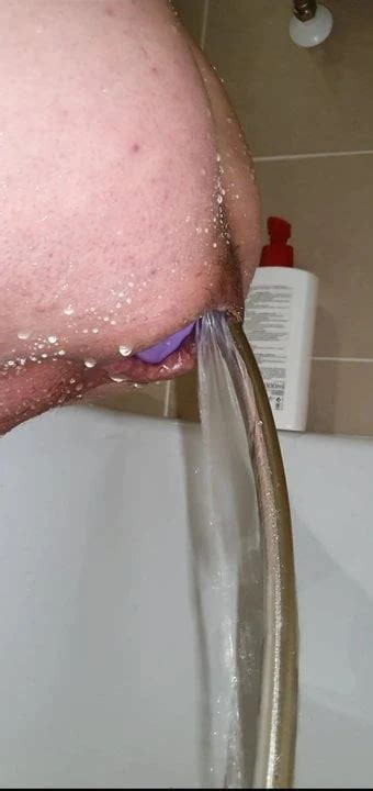 Shampoo Water Gay Man Porn XHamster