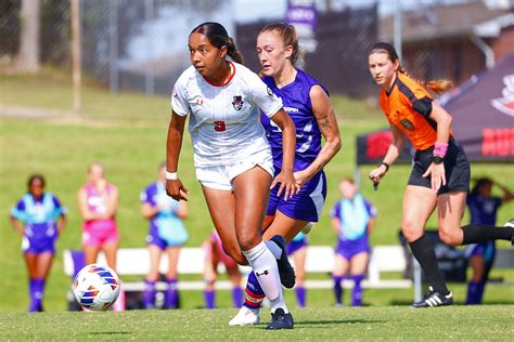 Austin Peay State University Women S Soccer Plays Queens At Morgan