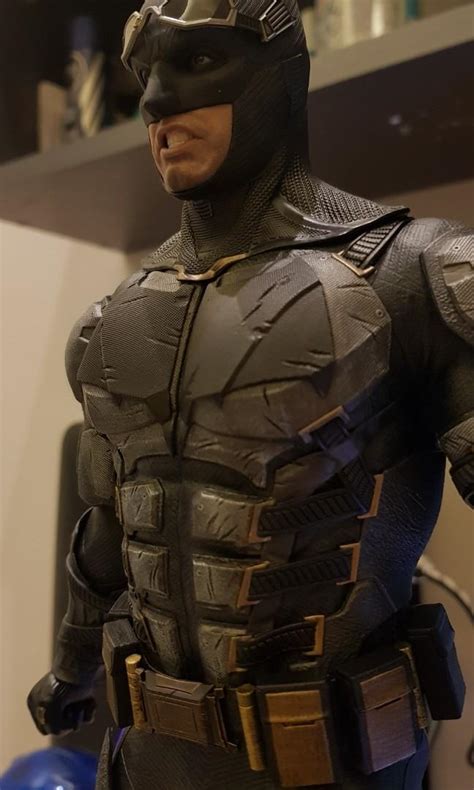 Hot Toys Justice League Tactical Batman Hobbies Toys Toys Games On Carousell