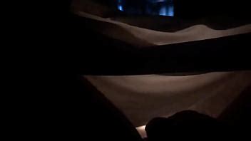 Mi polla a través de la sábana XVIDEOS