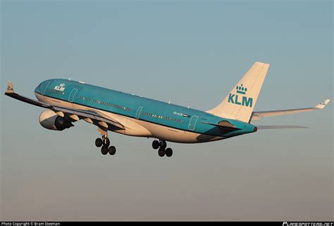 Ph Aok Klm Royal Dutch Airlines Airbus A330 203 Photo By Bram Steeman
