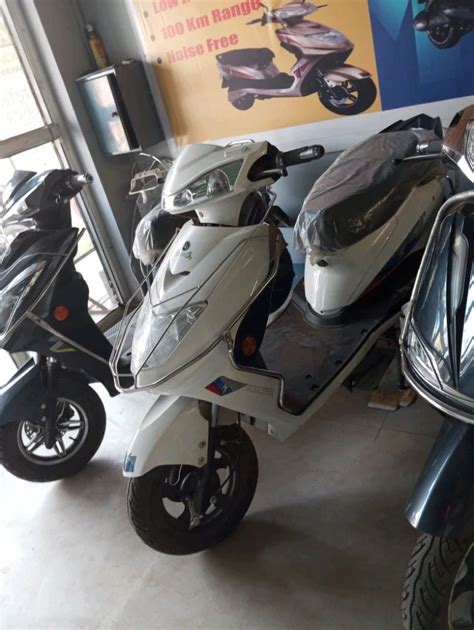 ev scooty  rs piece  union bank  india lucknow id
