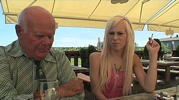 Blonde Babe Fucking An Old Guy XNXX