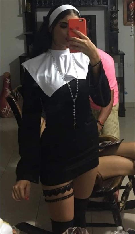 Pin By Maestro On Z Hot Halloween Outfits Halloween Outfits Cute Couple Halloween Costumes