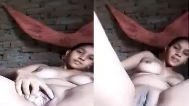 Indian Girl Fingering Nude With Vaginal Show Indian Amateur Sex