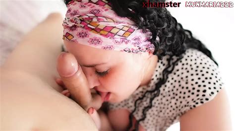 Une belle mère MILF se fait sodomiser brutalement gros plan en POV