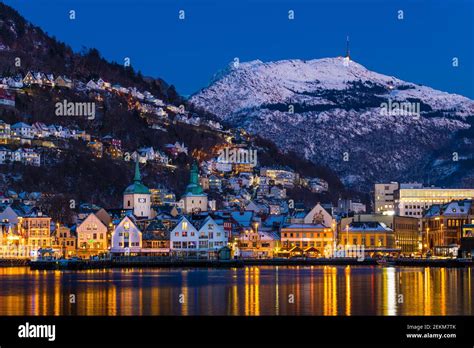 Bergen Cable Car Winter Hi Res Stock Photography And Images Alamy
