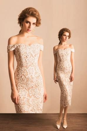 Robe Fourreau Mariage Champagne Courte Col Halter Haut En Dentelle