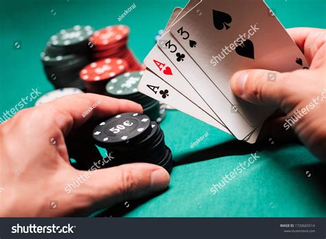 pairs poker images stock  vectors shutterstock