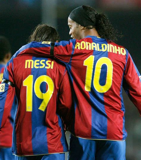 Messi And Ronaldinho Wallpapers - Wallpaper Cave