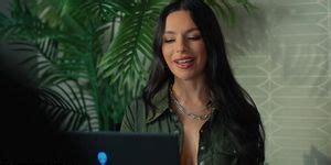 Vanna Vicki April Have Hot Anal Threesome At Club Vicki Chase