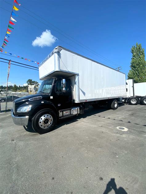 26 box truck for sale 4