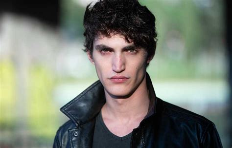 Rocco Fasano Di Skam Italia Gay L Attore Parla Di Omofobia Archivio Biccy It