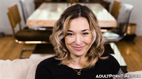 Blonde Nicki Hunter B Pussy Rammed By A Lucky Hunk Nikki Sexx