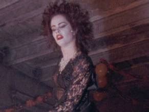 AMELIA KINKADE Nude AZNude