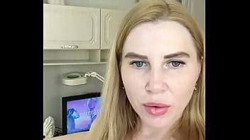 SugarNadya Depila Las Esbeltas Piernas De Un Cliente Con Un Culo Perfecto XVIDEOS