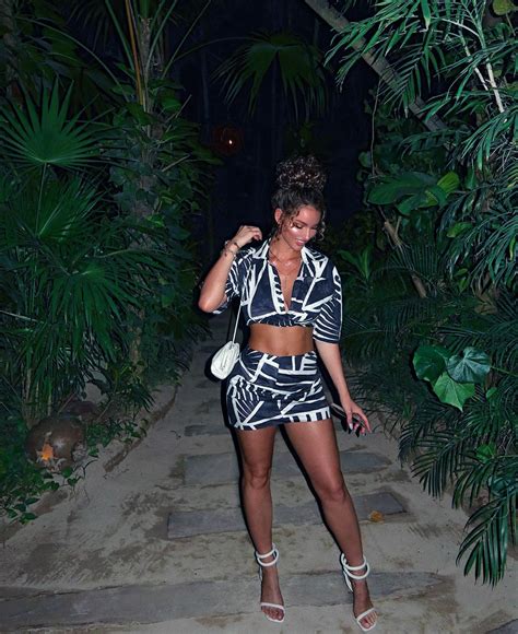 Lolo Wood Nude Pics And LEAKED Porn Scandal Planet