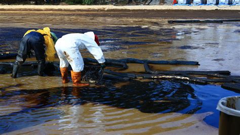 Biggest And Worst Oil Spills Of All Time