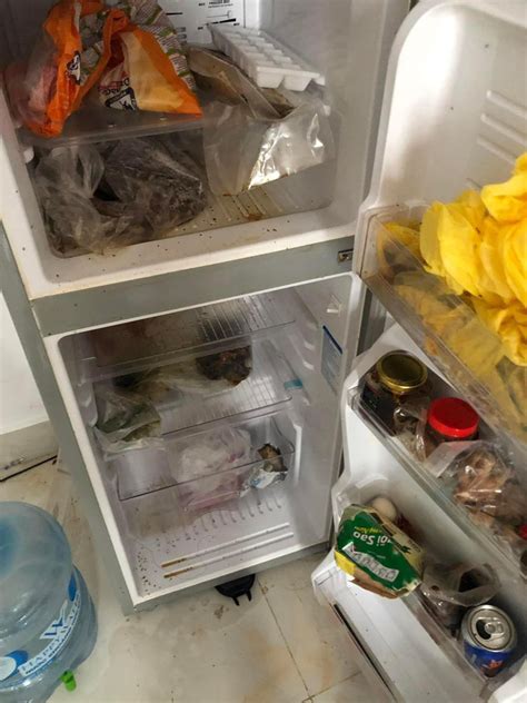 Xôn xao hot girl bị tố ở bẩn kinh hoàng Phòng ngập trong rác bồn cầu không dội nước tiền nhà