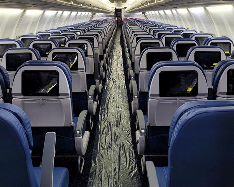 delta begins interior refresh  select boeing   expands delta