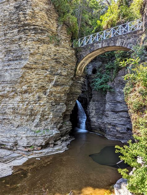 25 Photos From The Stunning Gorge Trail At Watkins Glen State Park No