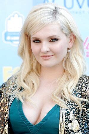 Abigail Breslin Leaked Nude Photos And Videos