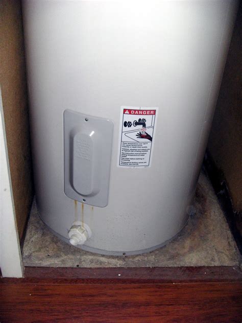 Hot Water Heater Thermostat