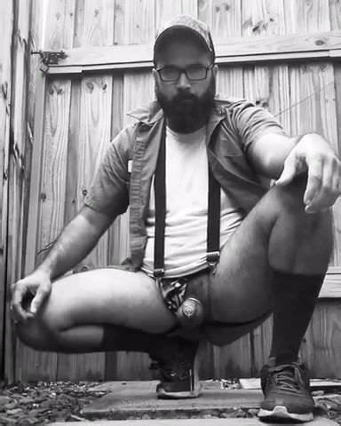 Beau Squat Gay XHamster