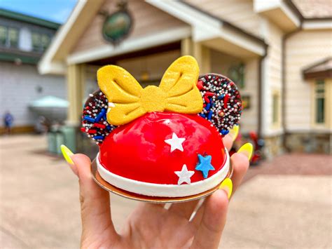 New Fourth of July Treat is Giving Stars, Stripes, Sprinkles