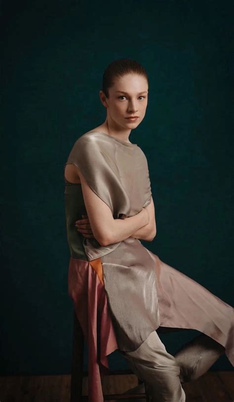 EMMA STONE, MARGARET QUALLEY and HUNTER SCHAFER – Kinds of Kindness